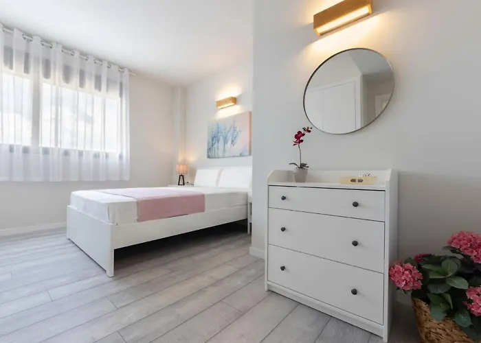 Alzina B By Interhome *